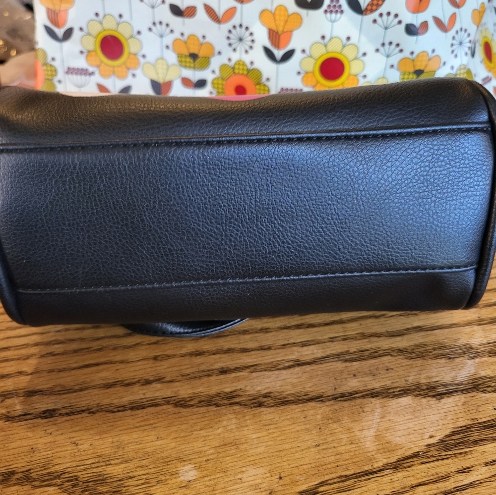 LUV Betsy Johnson Black Unicorn Face Purse - Picture 4 of 9